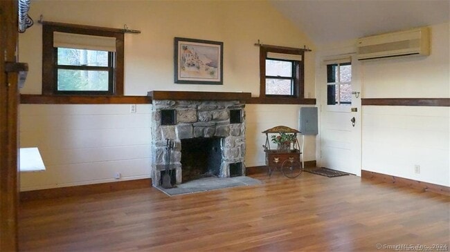 Building Photo - 251 Candlewood Lake Rd