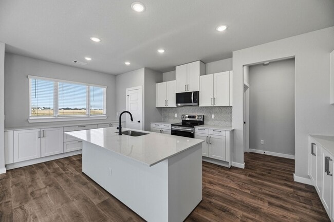 Building Photo - AVAILABLE NOW!  CUL-DE-SAC TRIPLEX LOT LOCATED ON 1-ACRE IN MIDLOTHIAN, TX!