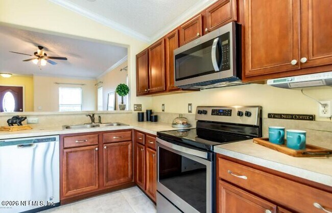 Building Photo - 2557 Reagan Lakes Ln