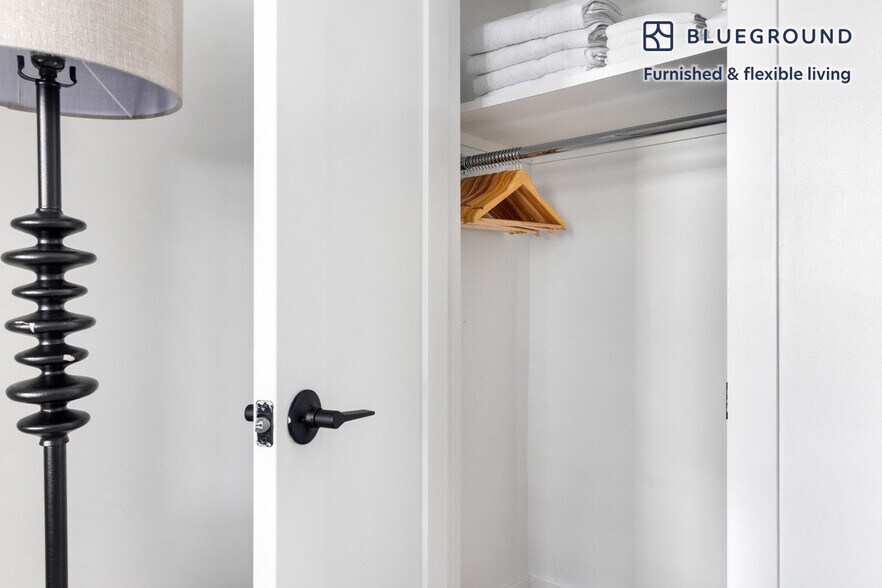 Building Photo - 501 1/2 E 83rd St