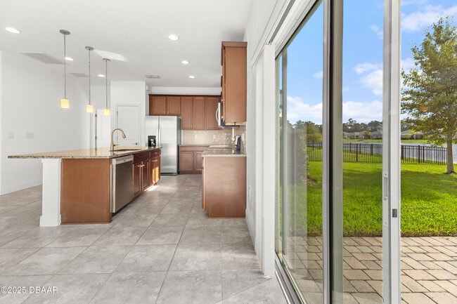 Building Photo - 5640 Estero Loop