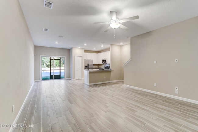 Building Photo - 2607 Sandy Dune Dr