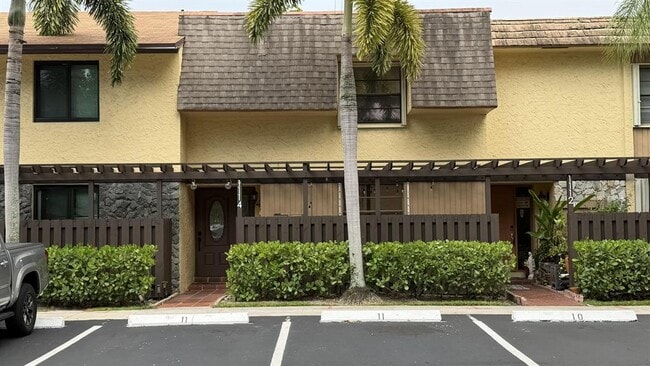 Building Photo - 1114 NW 79th Dr