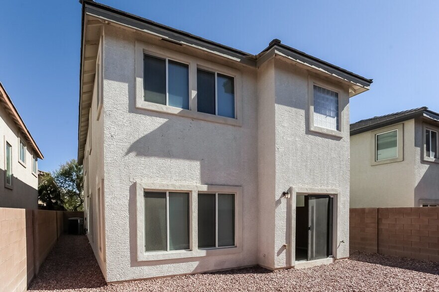 Building Photo - 1009 Sunny Acres Ave