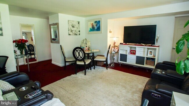 Building Photo - 18925 Mills Choice Rd