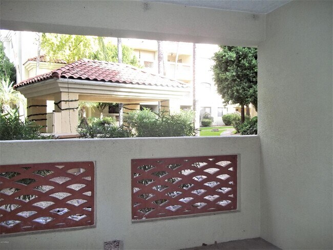 Building Photo - 5104 N 32nd St