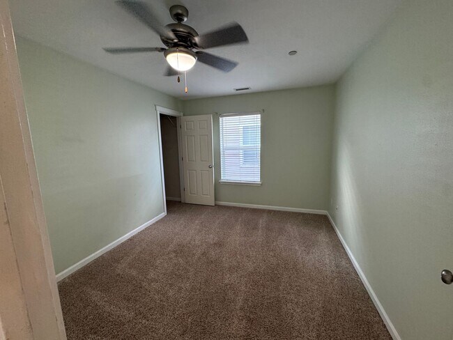 Building Photo - DuPont 4-bedroom, 2.5-bath home with A/C
