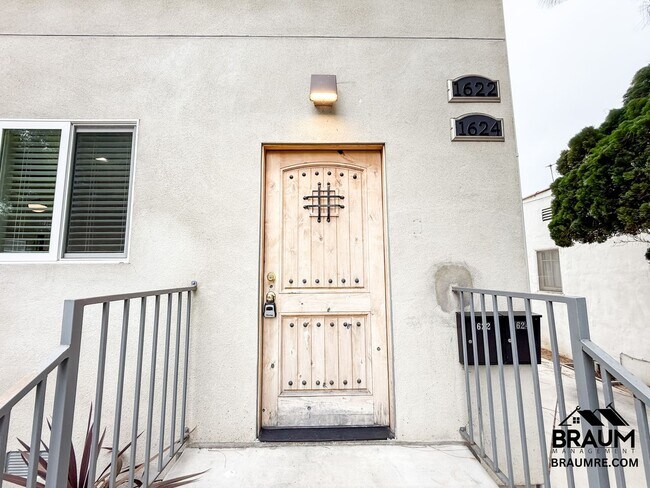Building Photo - 1622-1624 S. CARMELINA