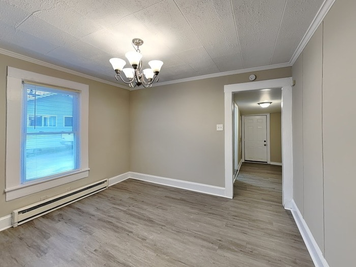 Building Photo - 113 Kingsway Dr