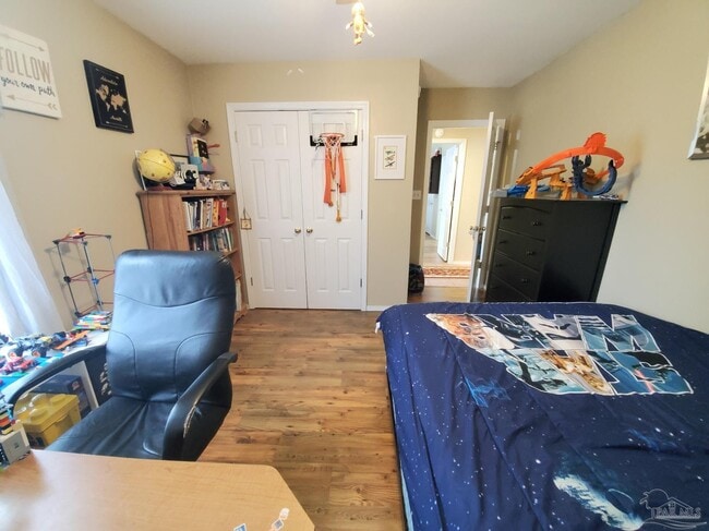 Building Photo - 2483 Redoubt Ave