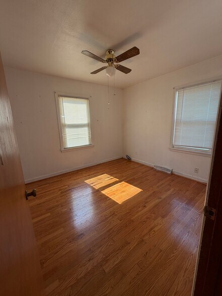 Building Photo - 10310 Millwood Ave