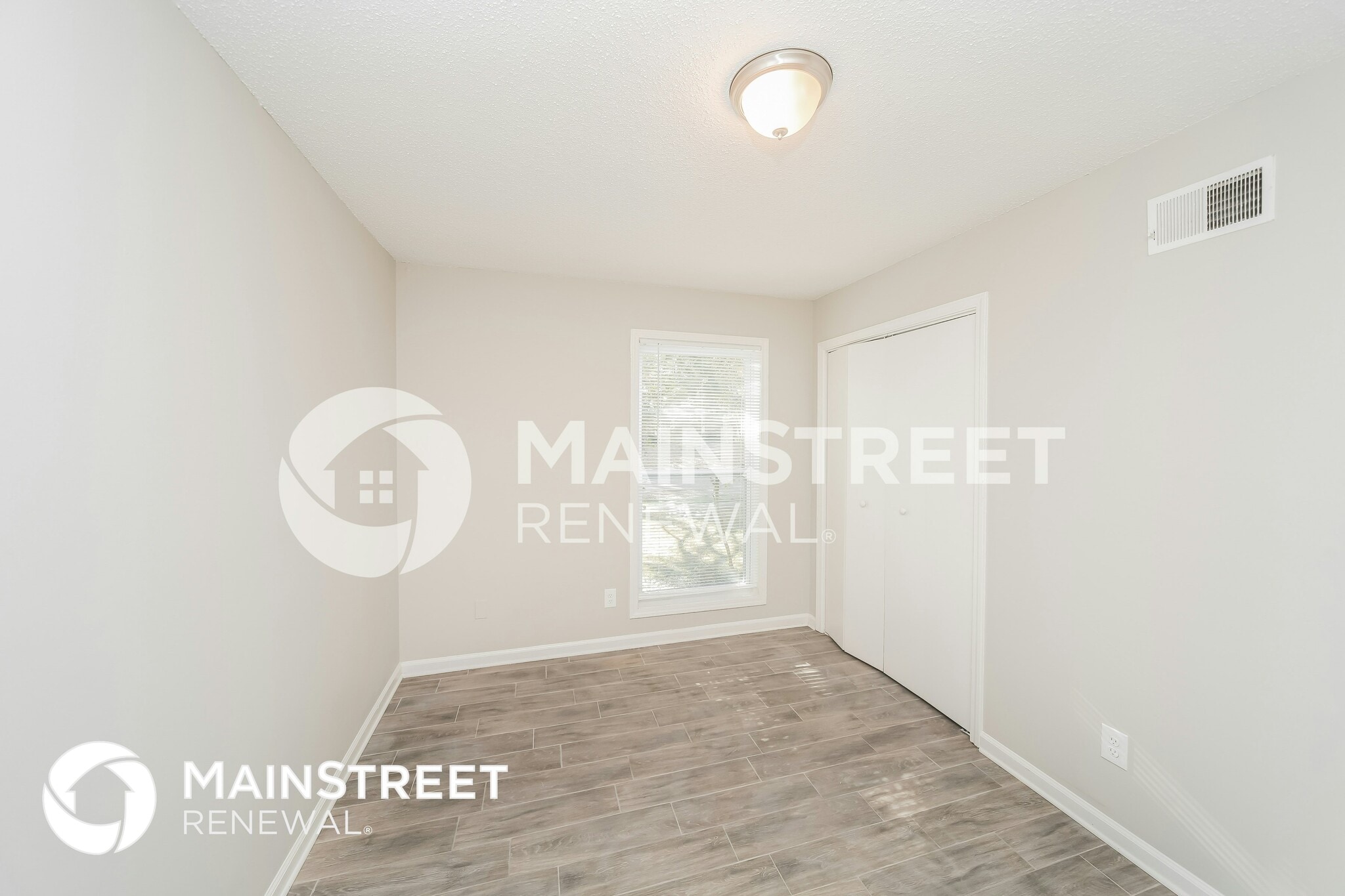 Building Photo - 6192 Cranbury Park Dr