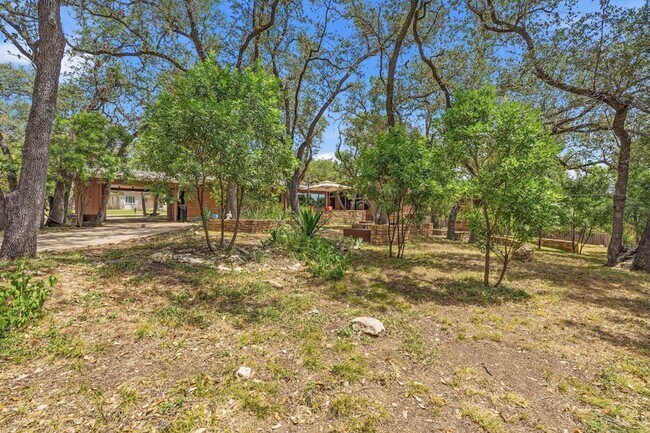Building Photo - 407 Almarion Dr