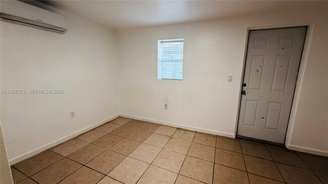 Building Photo - 2318 Washington St