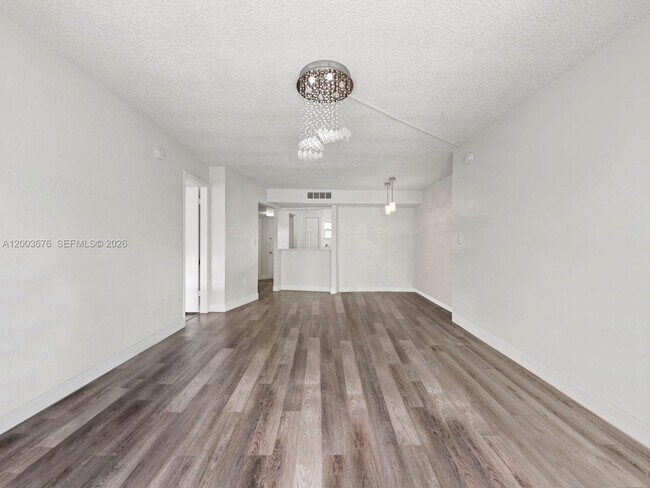 Building Photo - 4235 N University Dr