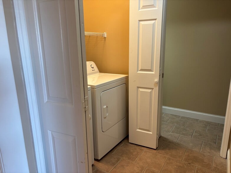 Building Photo - 1353 Monteverdi Ct