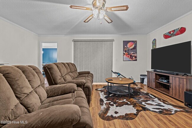 Building Photo - 769 Dayflower Ct