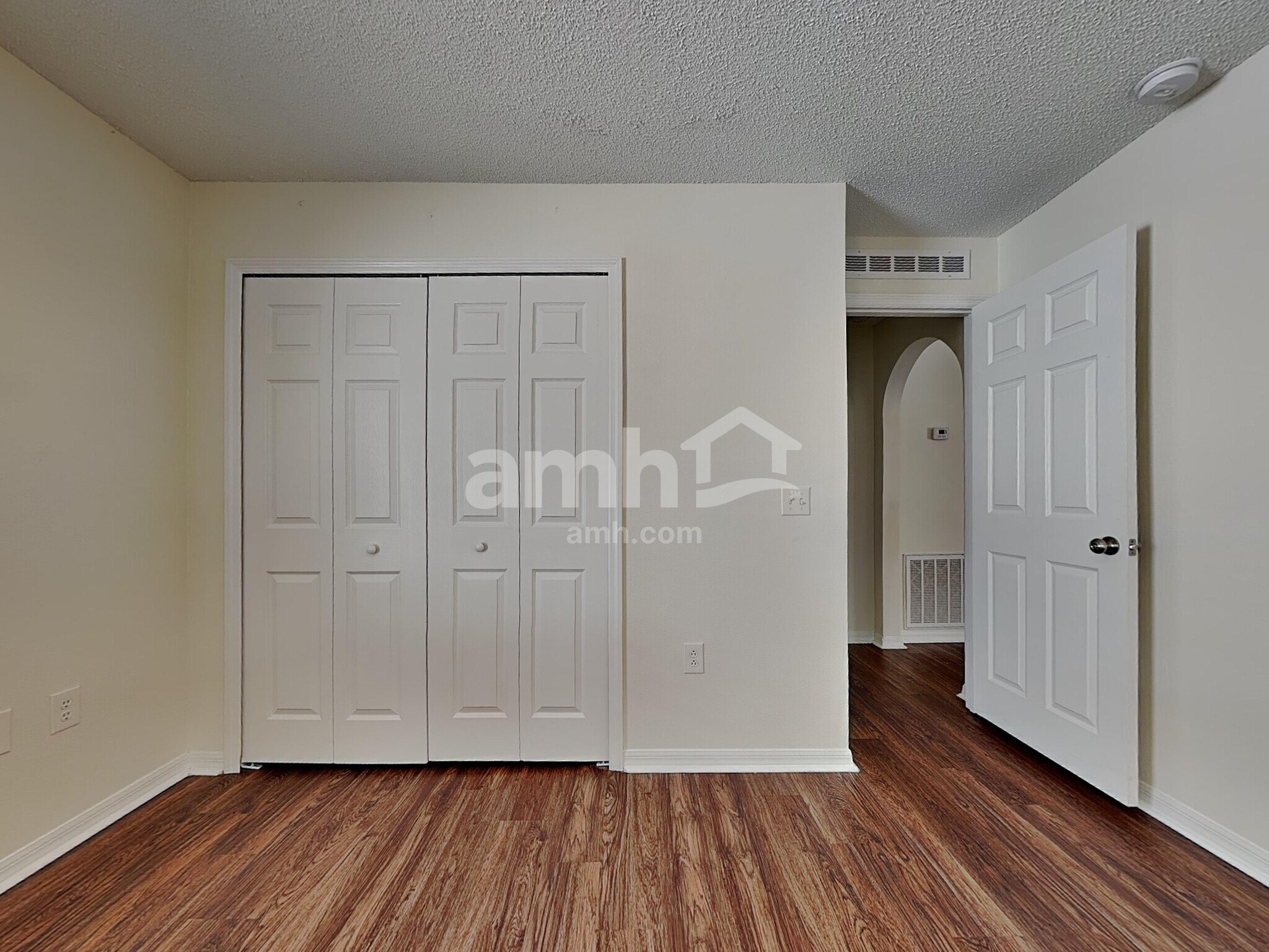 Building Photo - 2946 Mingo Dr