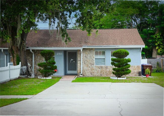 Building Photo - 2511 Coral Ave