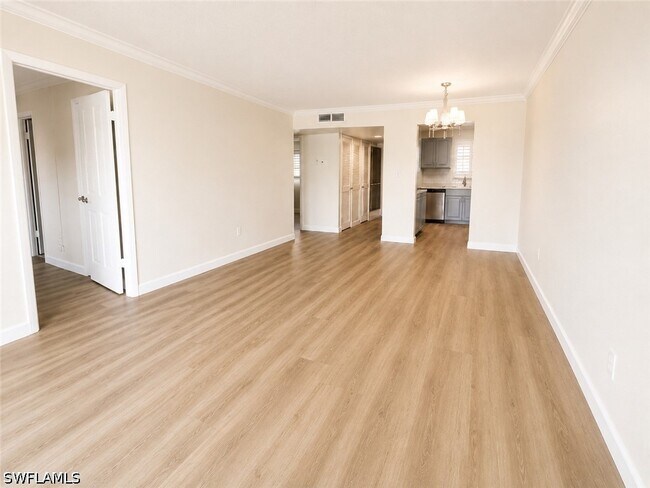 Building Photo - 225 Turtle Lake Ct