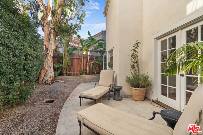 Building Photo - 4324 Willow Glen St