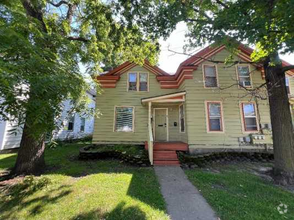 Building Photo - 521 S Westnedge Ave