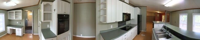 Building Photo - Great 3 Bedroom 2 Bath Home in quiet resid...