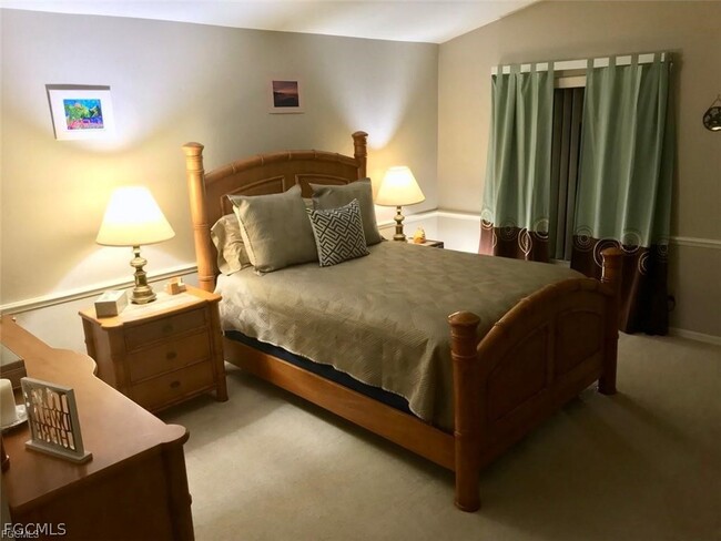 Building Photo - 6645 Wakefield Dr