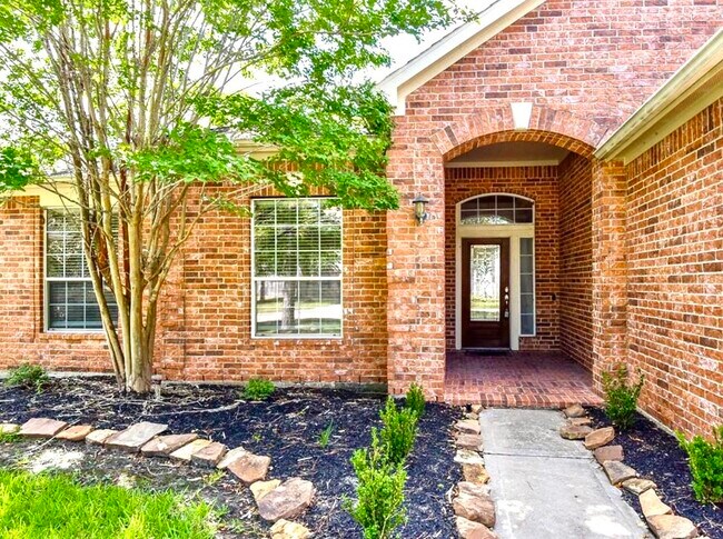 Building Photo - 26418 Meadow Dawn Ln