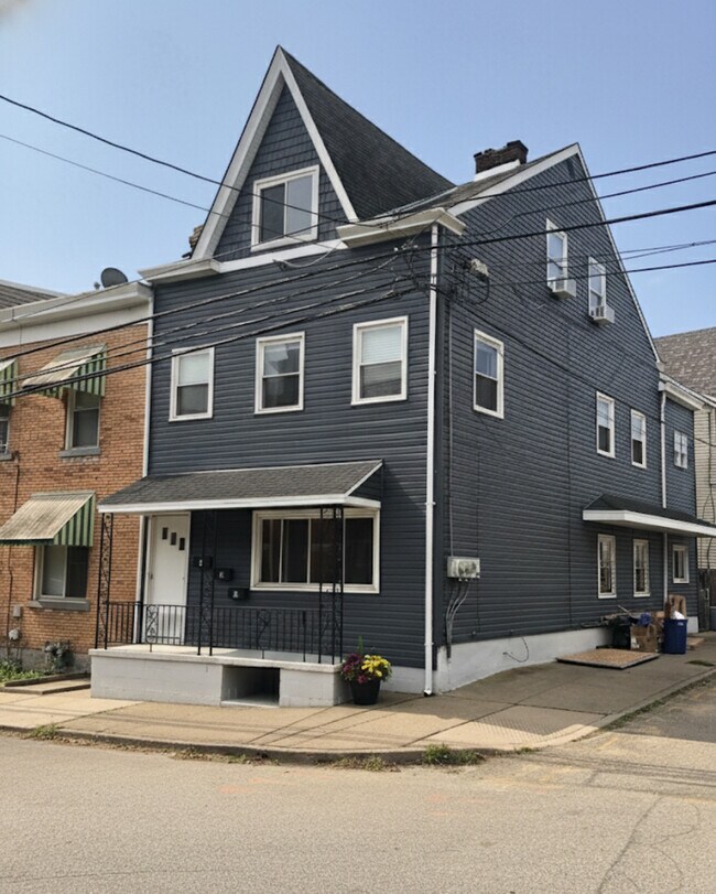 Primary Photo - 500 S Mathilda St