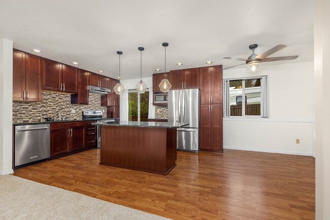 Building Photo - 14430 SE 194th St