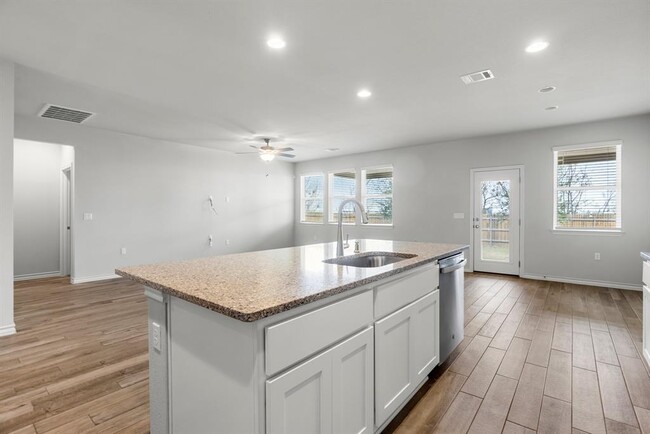 Building Photo - 1701 Jacey Way