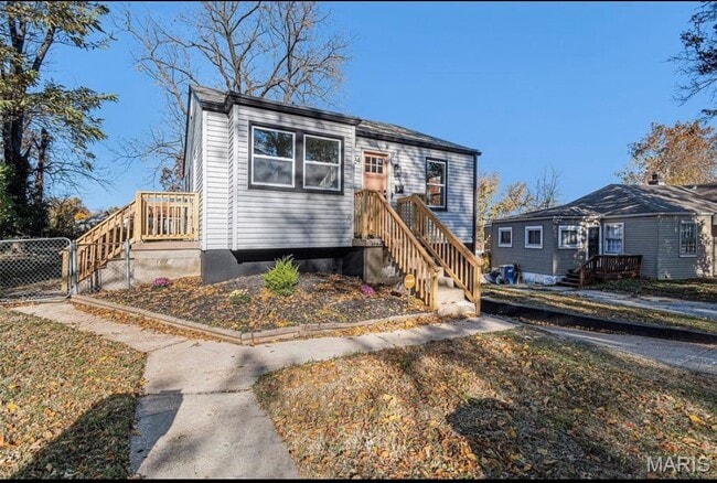 Building Photo - 24 Lamar Dr