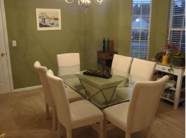 Building Photo - 7106 Windmill Creek Rd