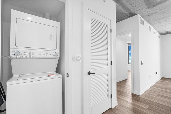 Building Photo - 307 SW 5th St