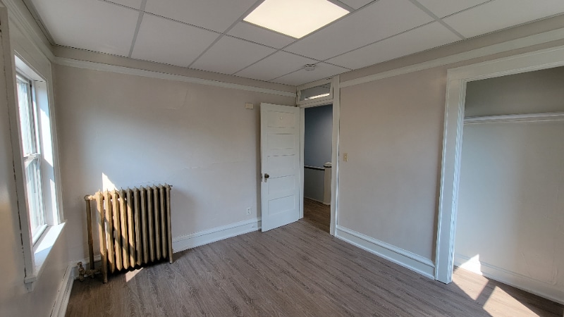 Building Photo - 1808 John Ave