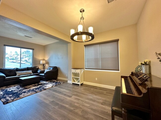 Building Photo - Modern Comfort in Vista: 3BR/2.5BA Rental Home with Central AC, 2-Car Garage, and Luxurious Upgra...