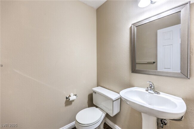 Building Photo - 1452 Rothwell Ct