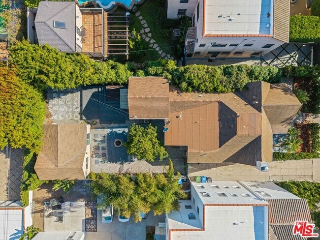 Building Photo - 1112 S Highland Ave
