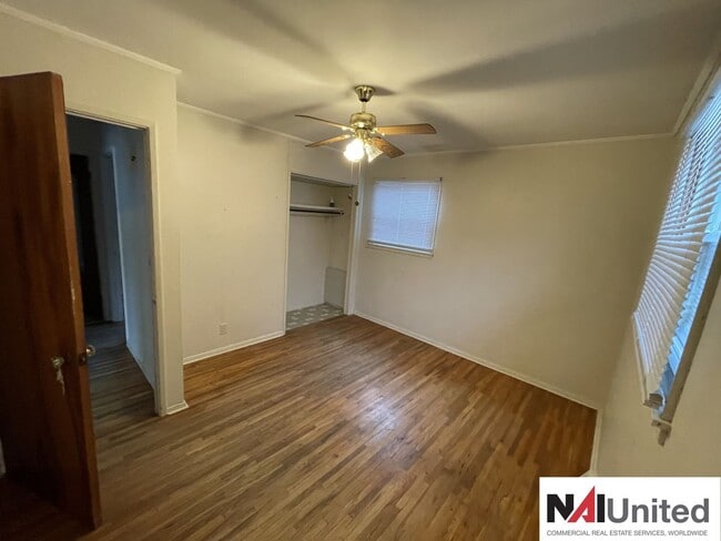 Building Photo - Two bedroom, One bathroom home for rent