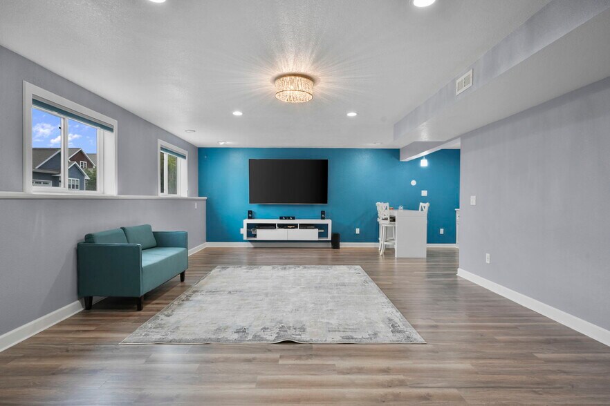 Basement entertaining - 630 Big Stone Trl
