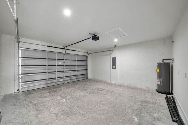 Building Photo - Single family for rent in Port Charlotte. New construction. 3+Den/ 2 bath. City water.