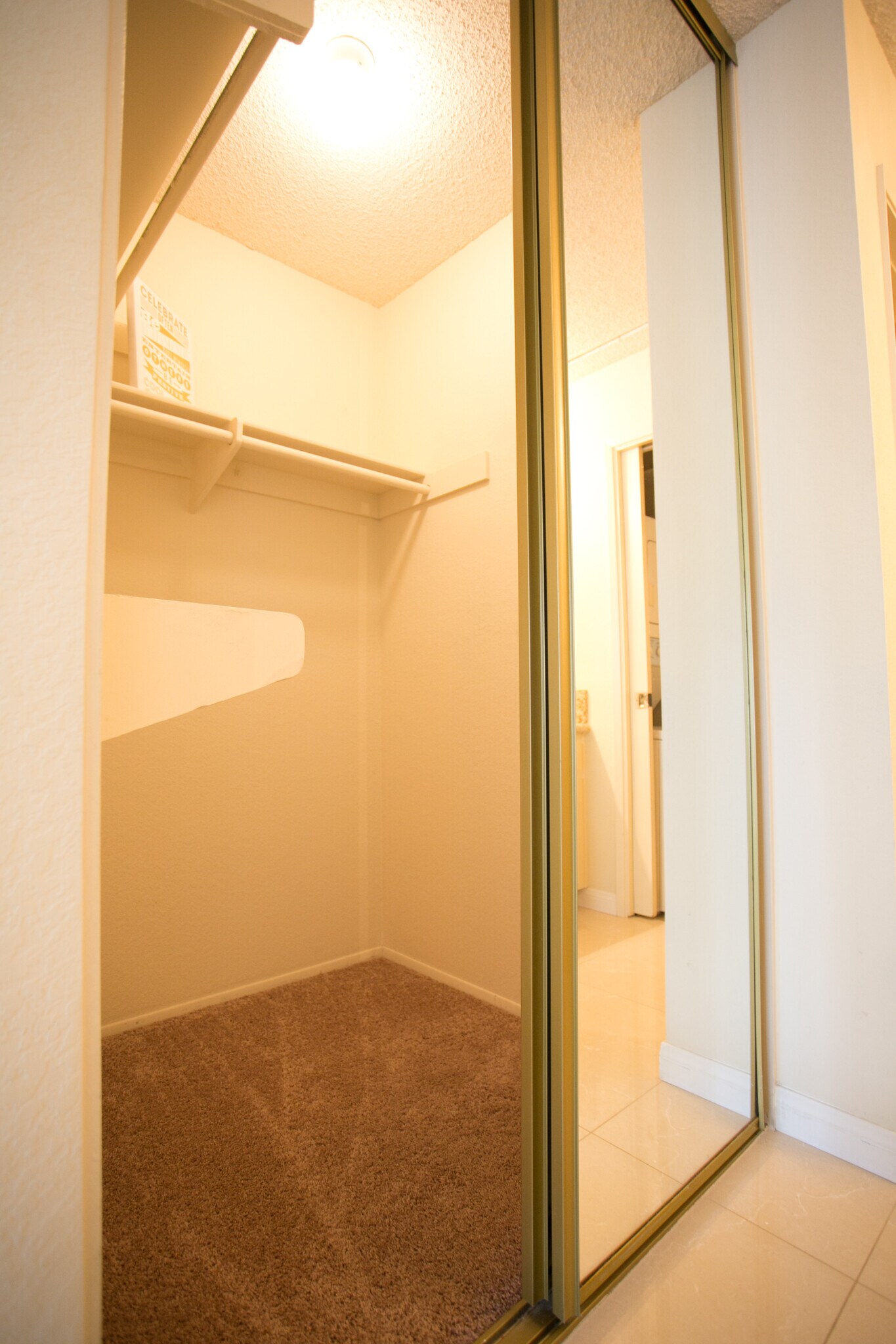 Building Photo - 4060 Rosenda Ct