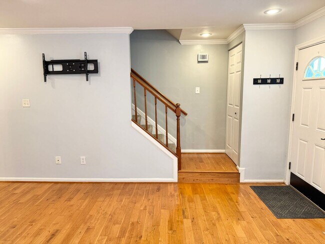 Building Photo - 12298 Granada Way