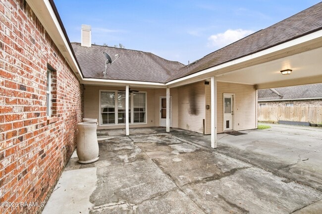 Building Photo - 6056 Mourning Dove Dr