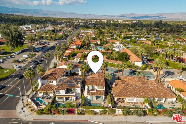 Building Photo - 546 N Indian Canyon Dr