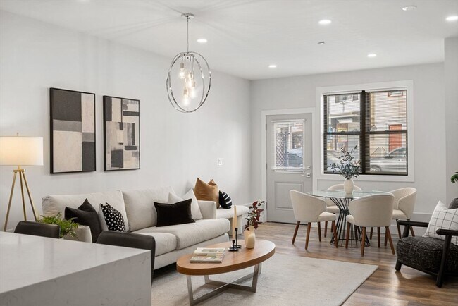 Building Photo - 181 Bennington St