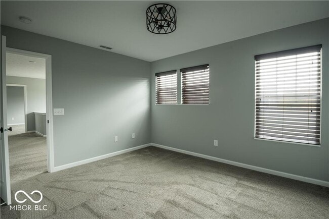 Building Photo - 15665 Eastpark Dr