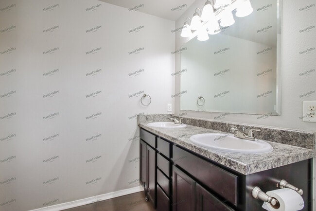 Building Photo - 25210 E 91st Ct S