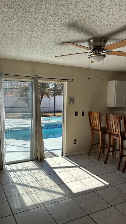 Building Photo - 4304 Creekside Blvd